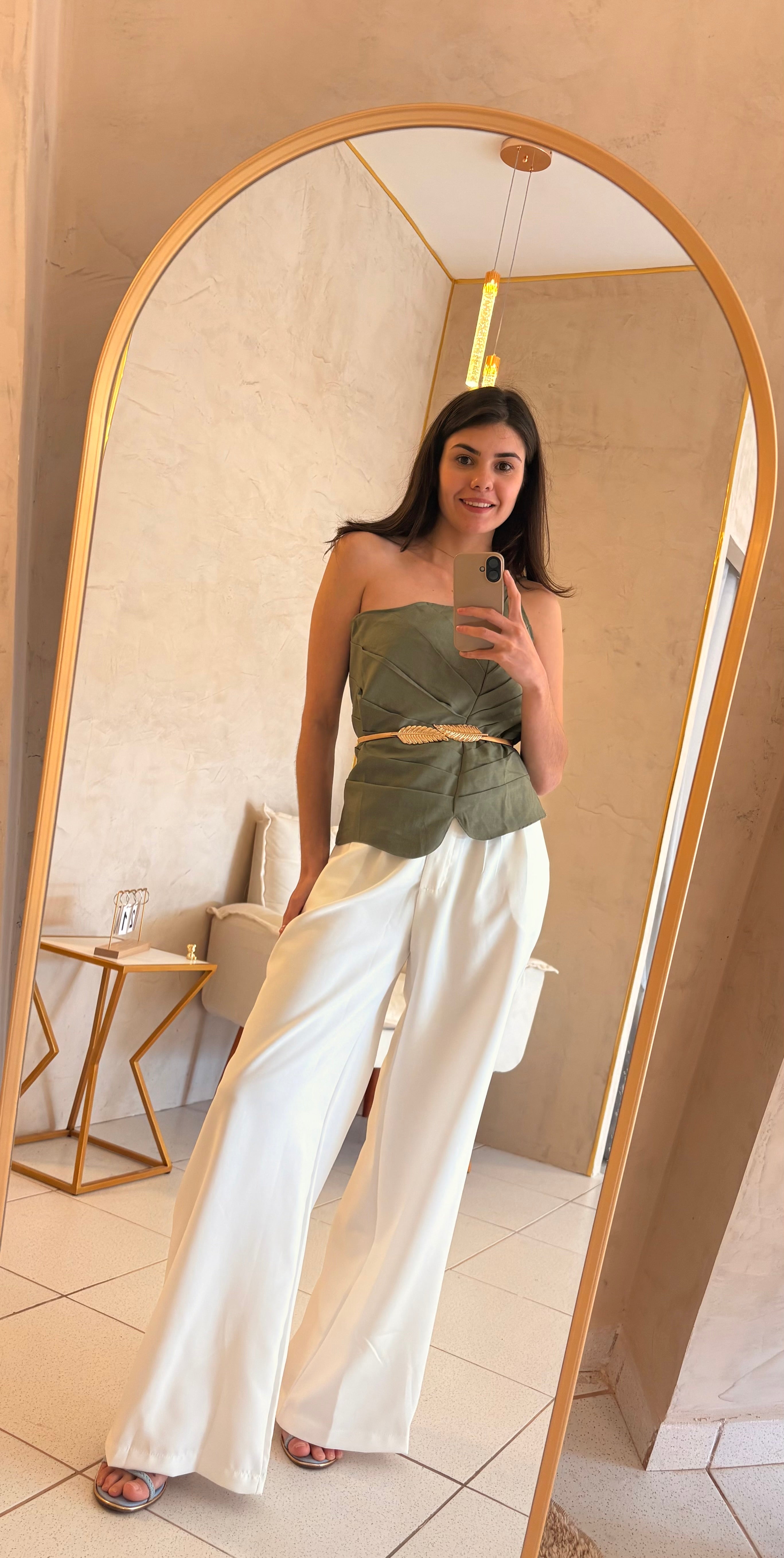 Blusa verde folha, um ombro só