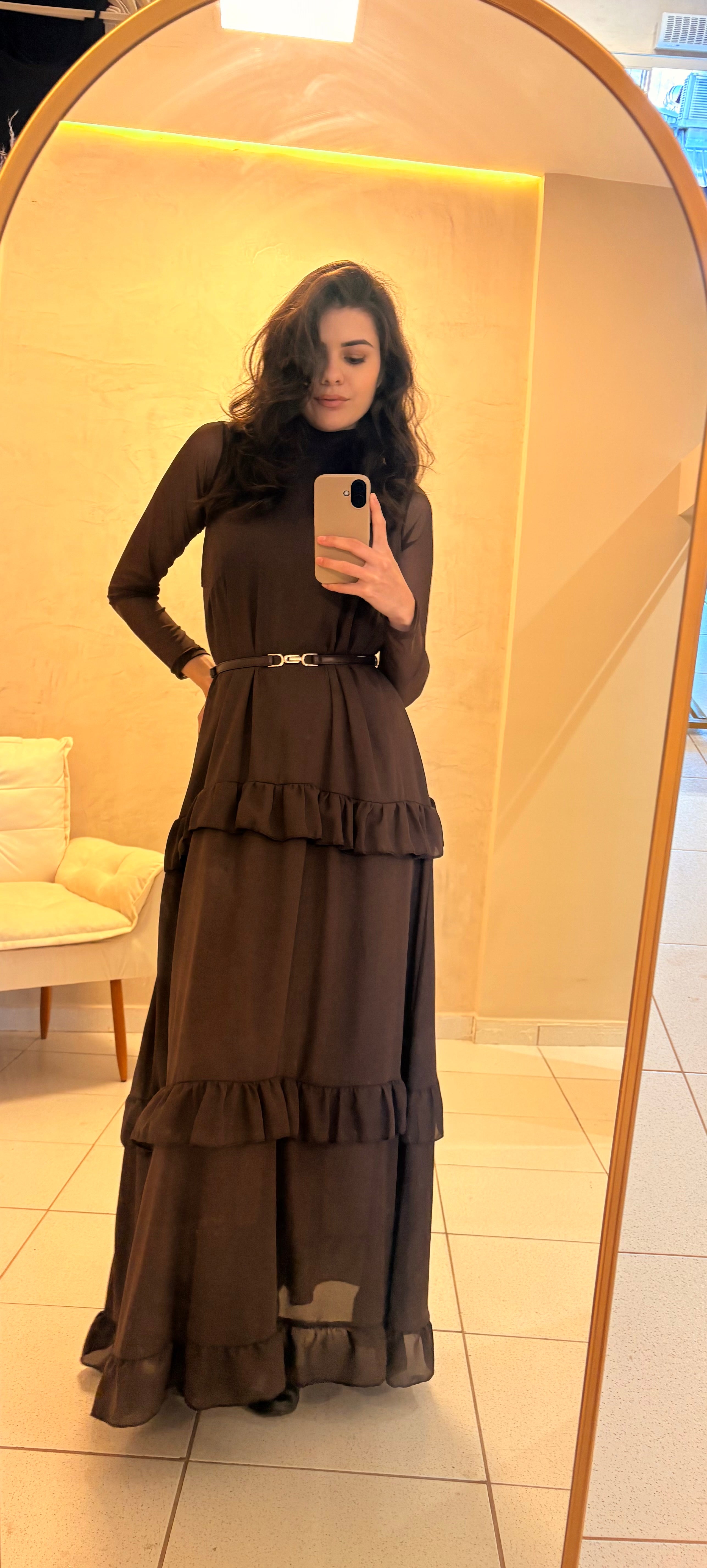 Vestido longo babado chifon marrom
