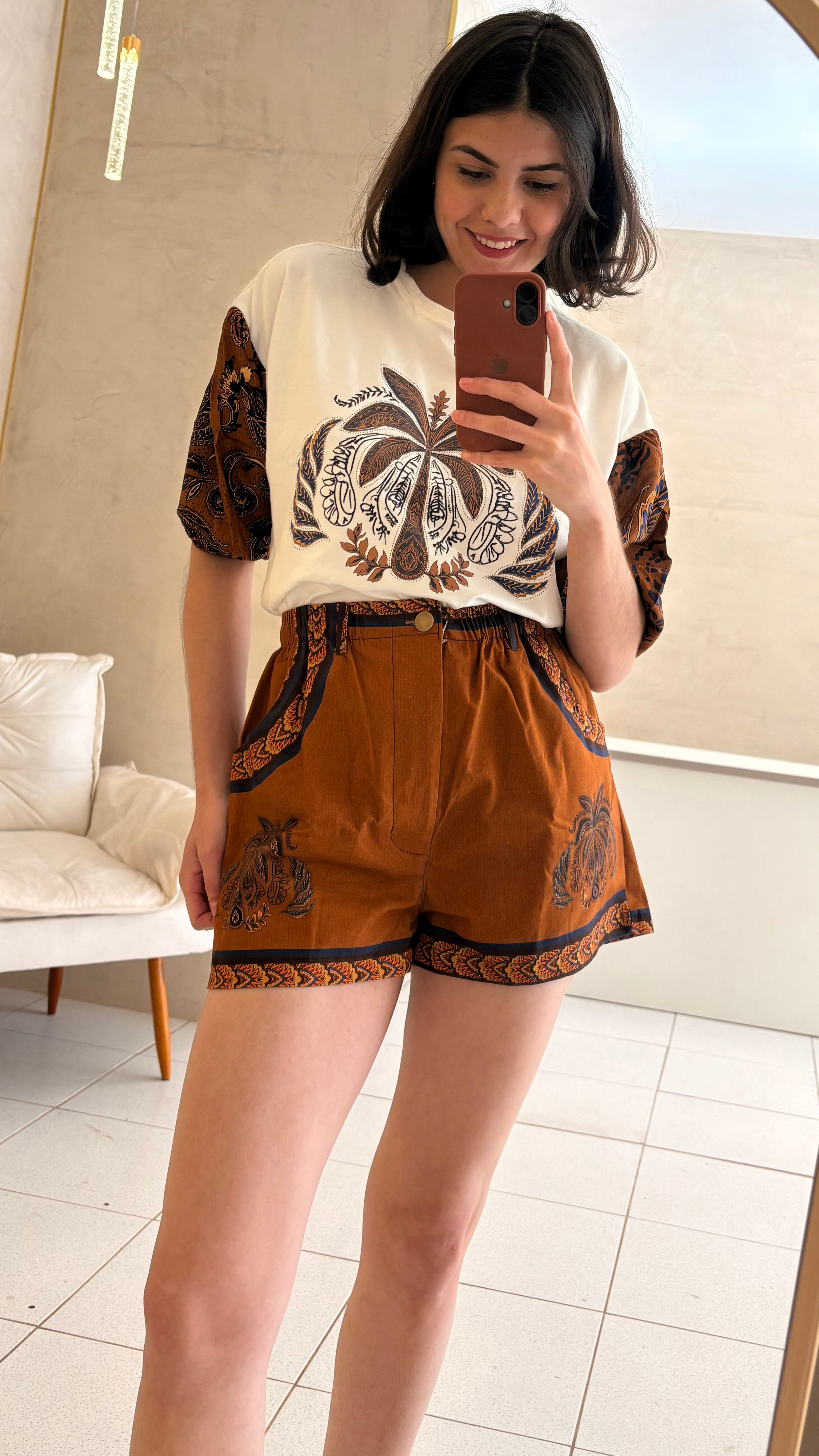 Short marrom botanic